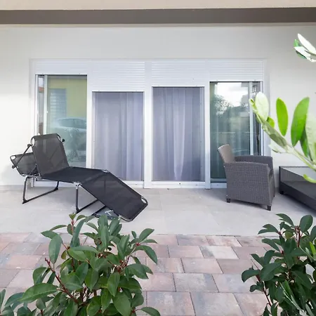 Mare With Pool 50 Meters From The Sea- By Ta Leut Agency Apartment *