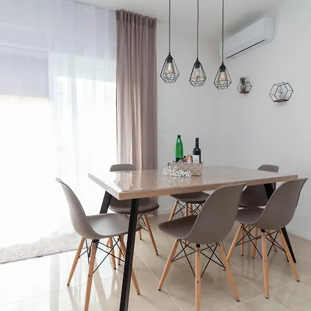 Mare With Pool 50 Meters From The Sea- By Ta Leut Agency